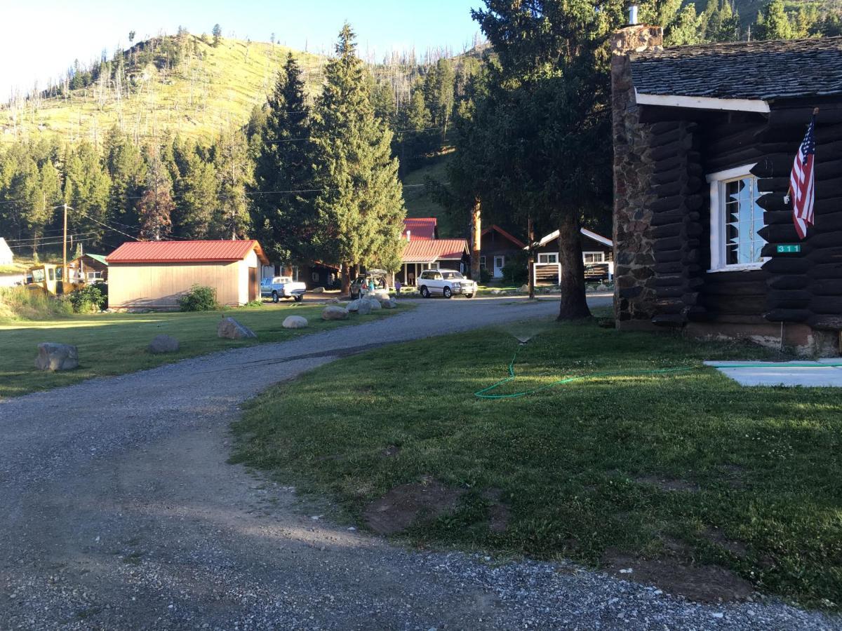Antlers Lodge Cooke City Exterior foto